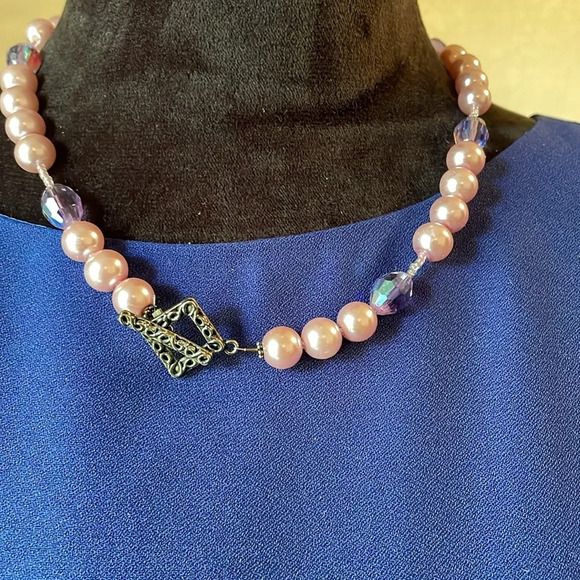 Pearl Necklace - Picture 4 of 4